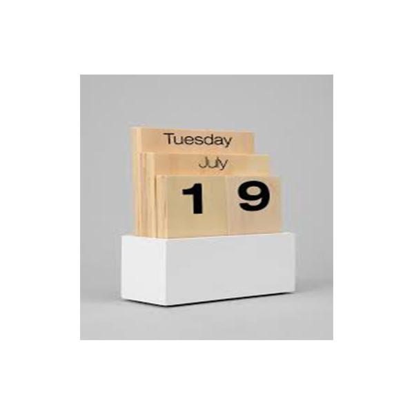 Wooden Desk Calendar