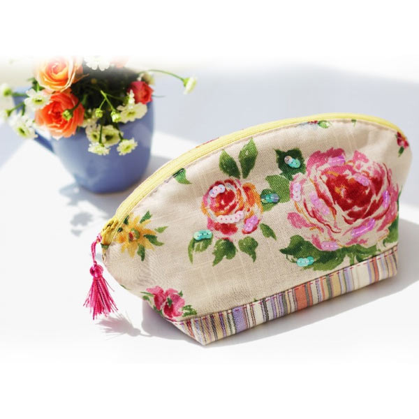 Stripe Printed cosmetic bag